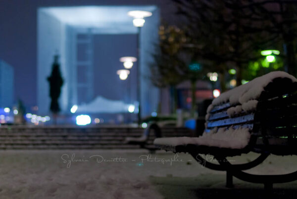 Banc sous la neige