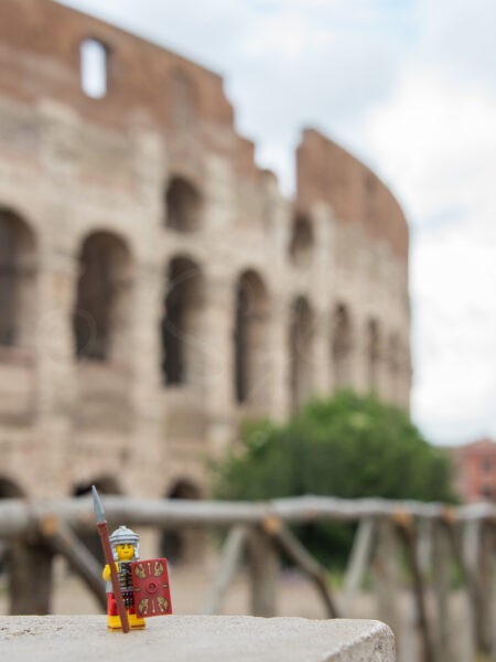 Centurion devant le Colisée