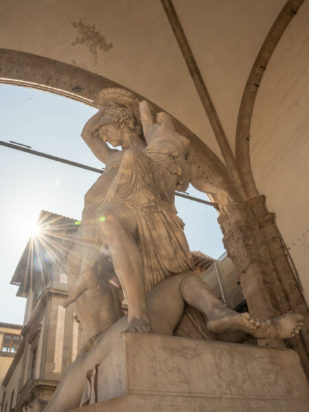 Statue et Soleil