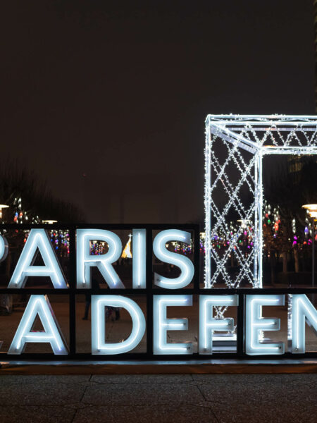 #ParisLaDefense