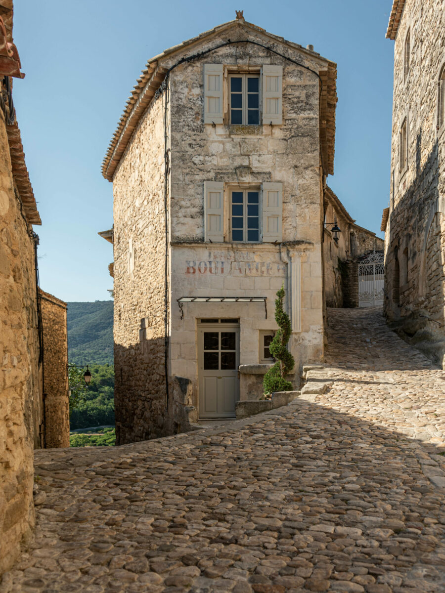 Lacoste - Luberon • Ancienne boulangerie