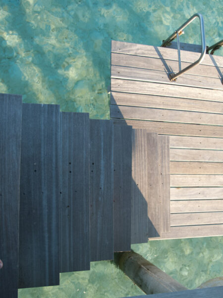 Ponton aux Maldives