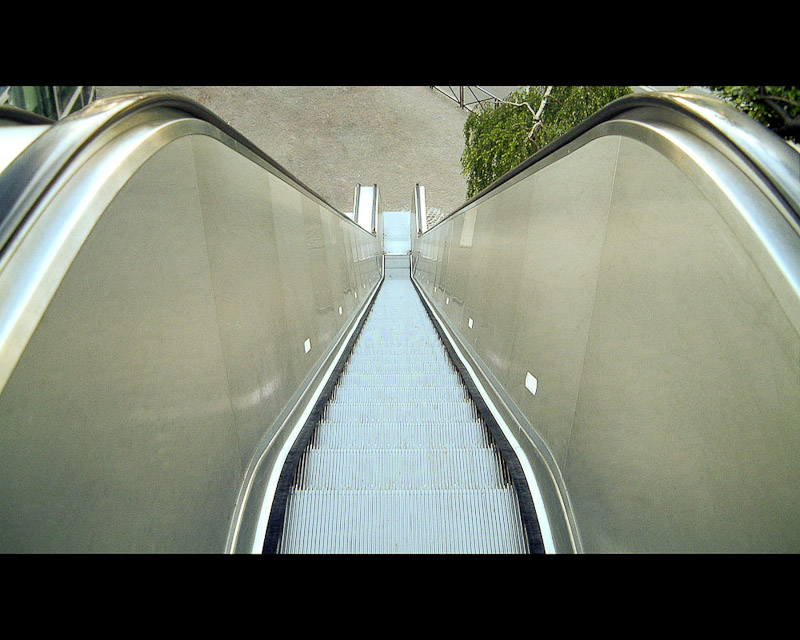 Escalator • Escalier mécanique