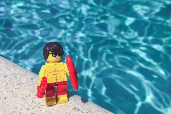 Lego Sauveteur à la piscine