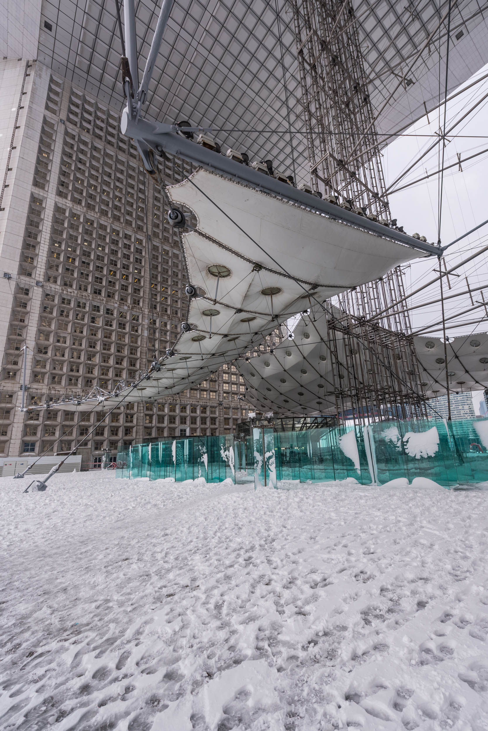 La Grande Arche Paris La Défense – Neige