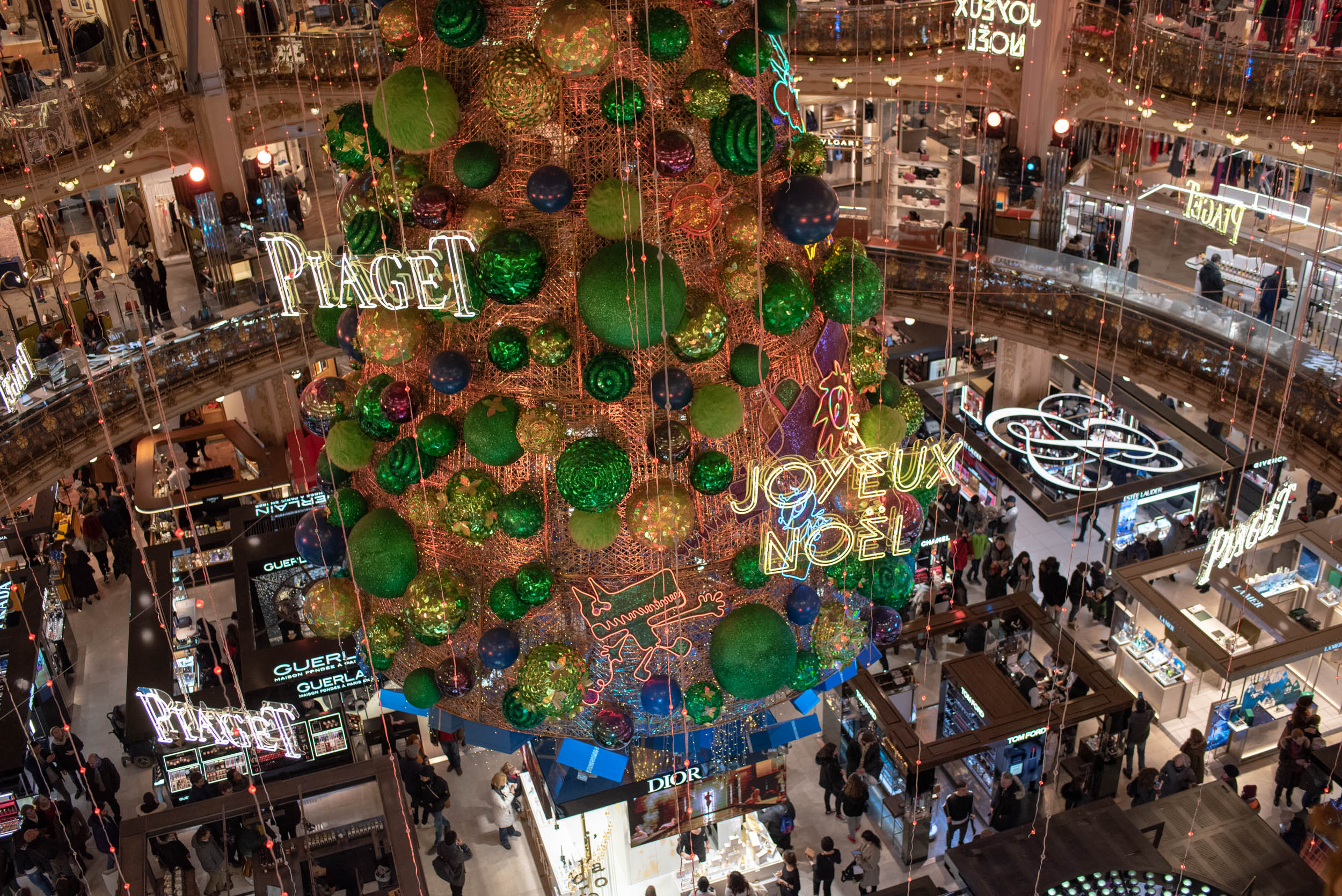 Galeries Lafayette Paris • Sapin de Noël 2018